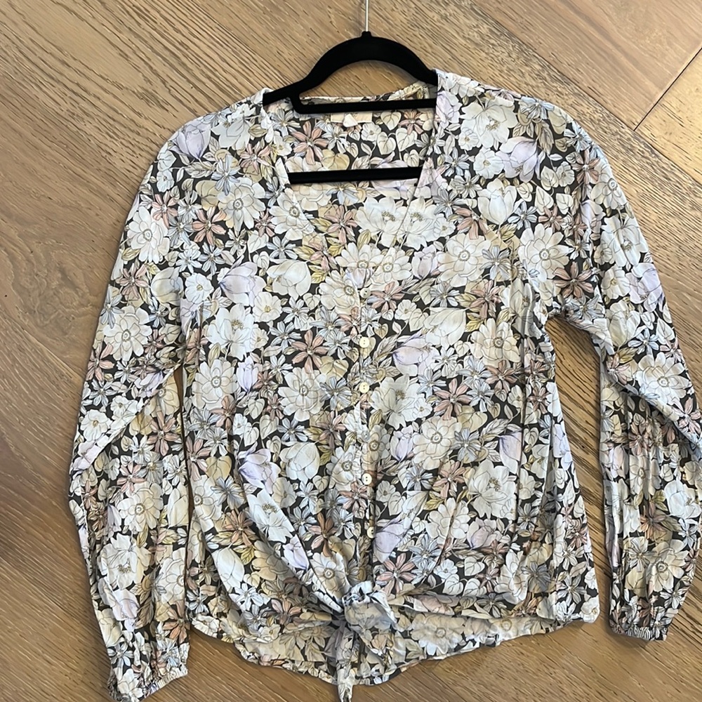 Floral top